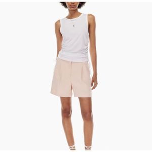 Wilfred | Aritzia Effortless Short 5” Natural Ecru Size 8